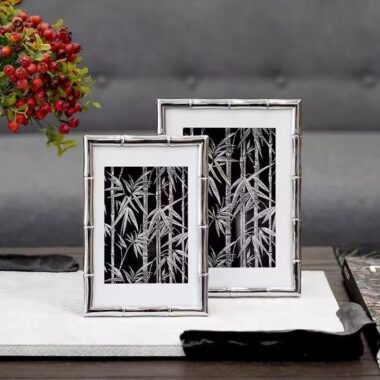 Custom bamboo-style minimalist luxury metal picture frame décor