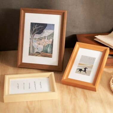 Creative decorative solid wood picture frame for tabletop décor
