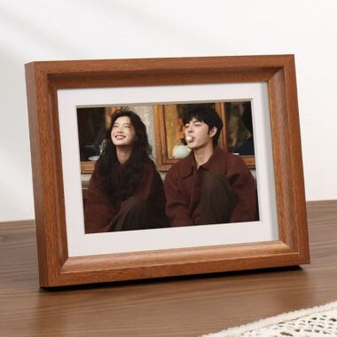 Custom solid wood desktop picture frame for interior décor
