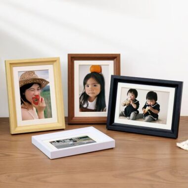Custom solid wood desktop picture frame for interior décor