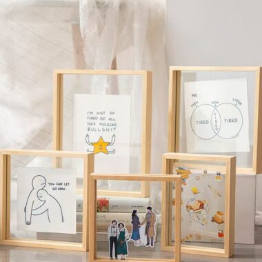 Minimalist solid wood picture frame for modern natural décor