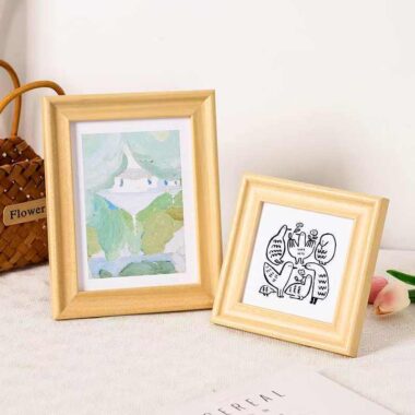 European vintage-style solid wood decorative picture frame