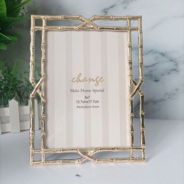 Fashion creative modern metal picture frame for desktop décor