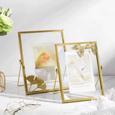 Geometric minimalist metal frame for wall and tabletop décor