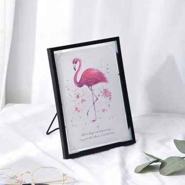 Geometric minimalist metal frame for wall and tabletop décor