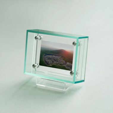 High-quality double-sided transparent acrylic desktop frame