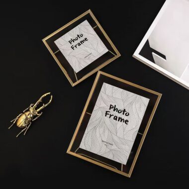 Nordic geometric minimalist metal picture frame for décor