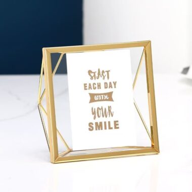 Nordic minimalist luxury metal picture frame for tabletop décor