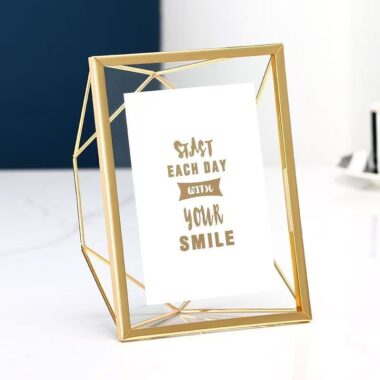 Nordic minimalist luxury metal picture frame for tabletop décor