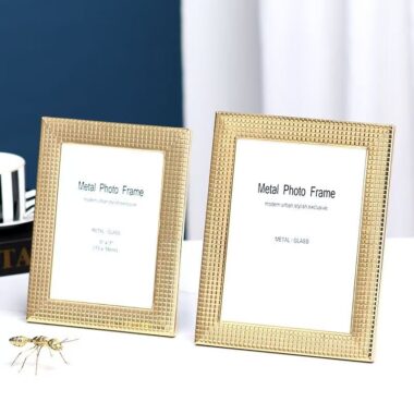 Nordic minimalist personalized metal picture frame décor
