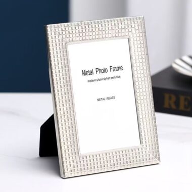 Nordic minimalist personalized metal picture frame décor