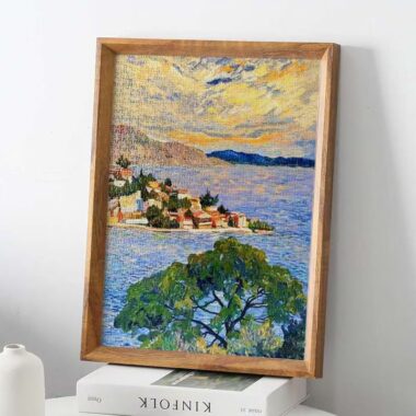 Premium indoor wall-mounted solid wood photo frame