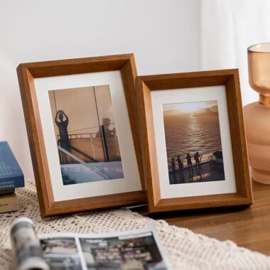 Premium solid wood wall and desktop picture frame décor