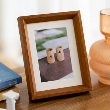 Premium solid wood wall and desktop picture frame décor