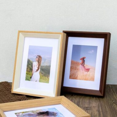 Premium solid wood wall and desktop picture frame décor