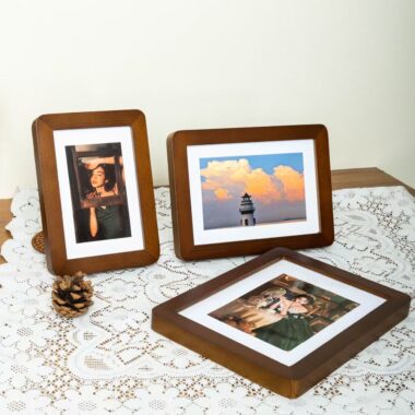 Vintage minimalist solid wood picture frame for rustic décor