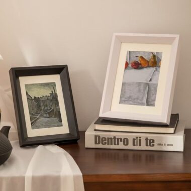 Vintage Nordic solid wood frame for bedroom and living room décor