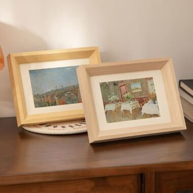 Vintage Nordic solid wood frame for bedroom and living room décor