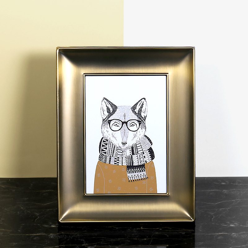 Metal folding frame Custom Picture Frames