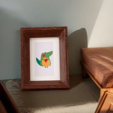 Creative luxury wood picture frame with unique design and premium finish