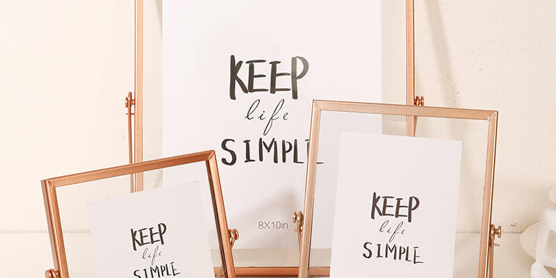 Custom vintage style metal picture frame for desktop decoration