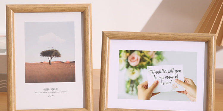 Wholesale wooden picture frame for wall and tabletop decoration