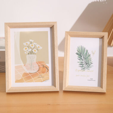 Wholesale wooden picture frame for wall and tabletop decoration