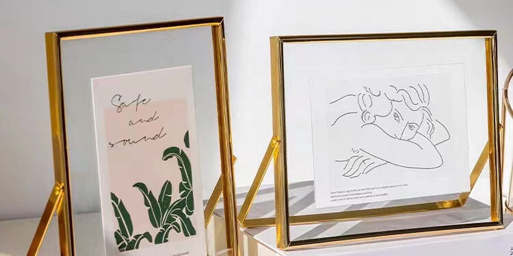 Custom Modern Minimalist Metal Picture Frame for Stylish Display