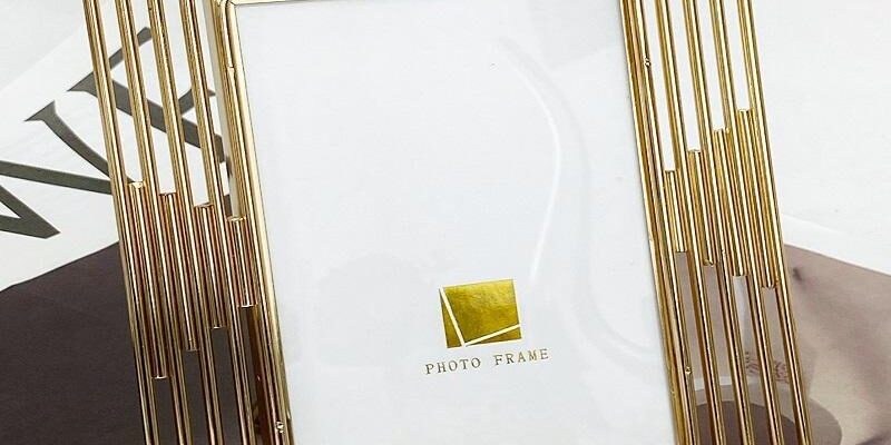Elegant Custom Metal Picture Frame for Desk and Home Décor Display