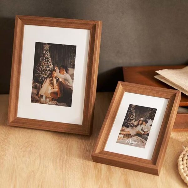 Creative decorative solid wood picture frame for tabletop décor