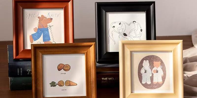 European vintage-style solid wood decorative picture frame