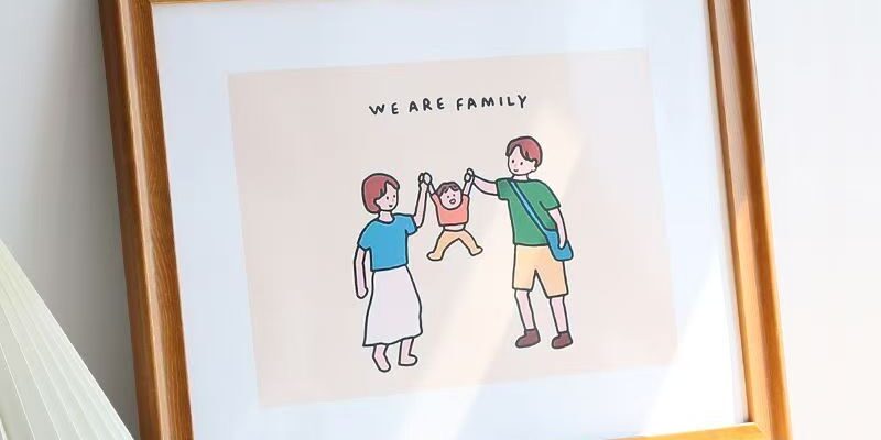 Minimalist wall-mounted solid wood picture frame décor