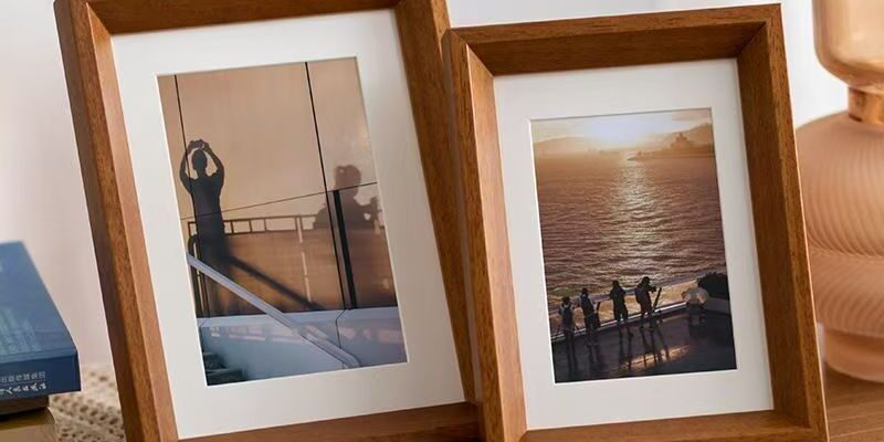 Premium solid wood wall and desktop picture frame décor