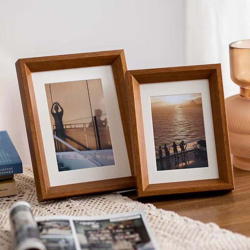 Premium solid wood wall and desktop picture frame décor