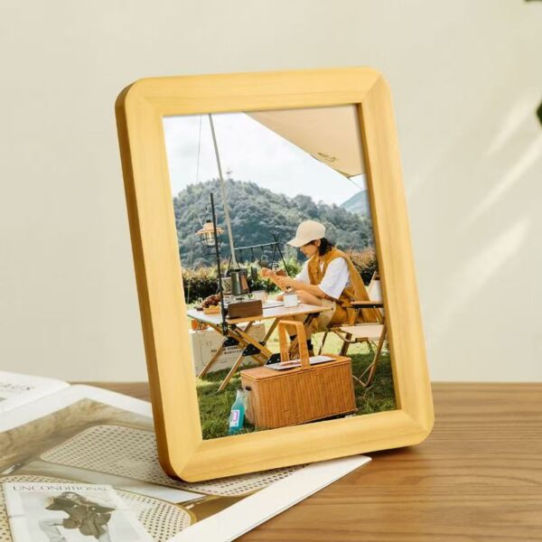 Rounded-corner creative solid wood picture frame for décor